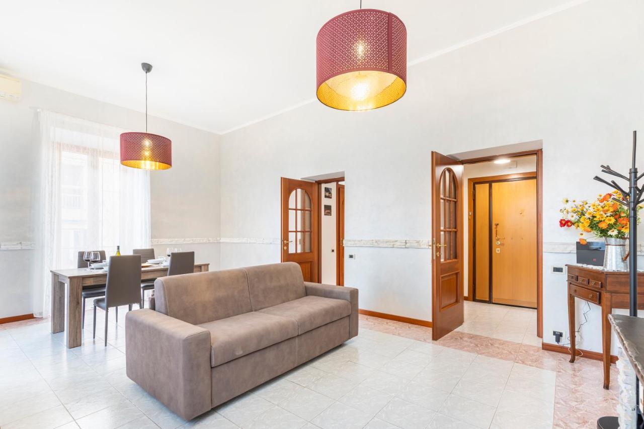 Hostly - Domus Happya - Dream In The Appia Antica Park Apartment Rome Exterior photo